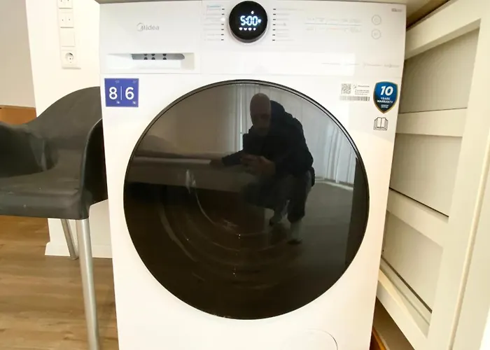 招待所 Modern One Bedroom + Bathroom Apartment, 10 Min From Basel 格伦扎克·威伦